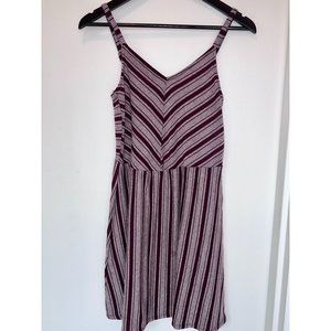 UNIVERSAL THREAD CASUAL DRESS SIZE SMALL